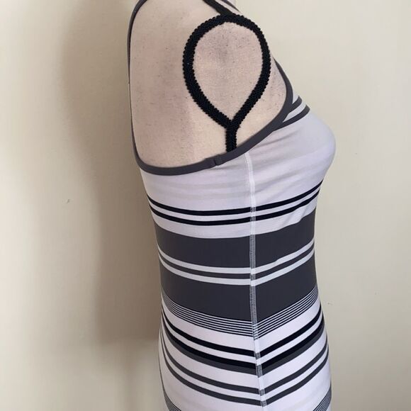 Lululemon Power Y Tank Top Size 4 - Picture 6 of 12